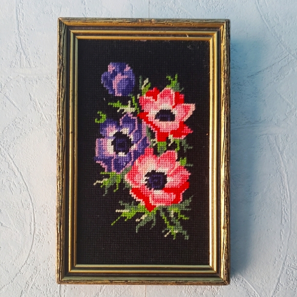 Needle point floral picture - Picture 1 of 1